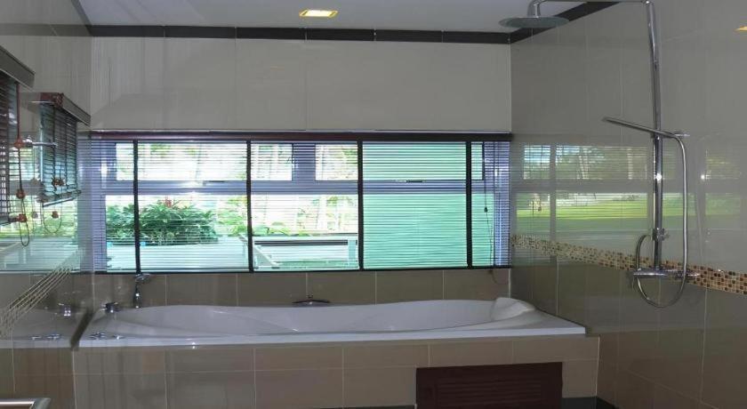 Grand Hill 4* Strand von Chaweng